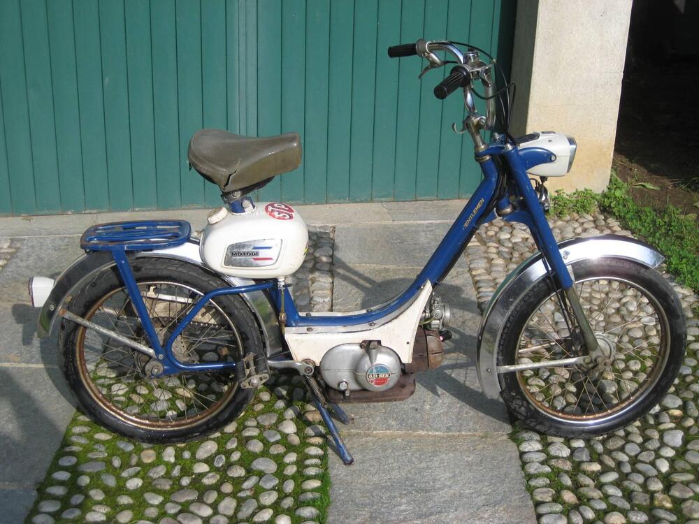 Motobi Gentlemen (4)