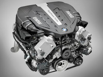 BMW M: i leggendari sei cilindri in linea e V8 sopravviveranno all&rsquo;Euro 7 (e senza perdere potenza)
