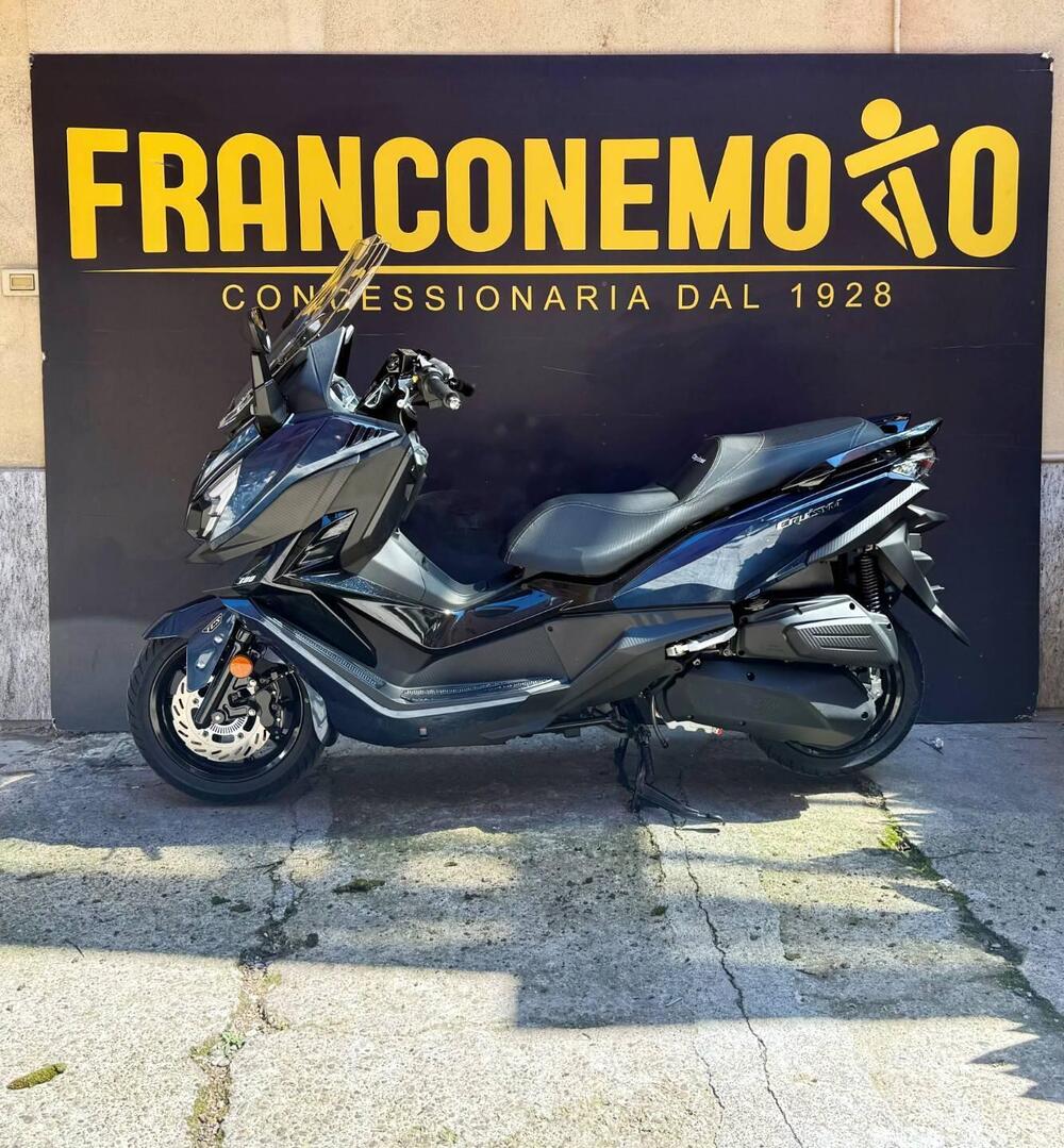 Sym Cruisym 300 E5+ (2025 - 26) (4)