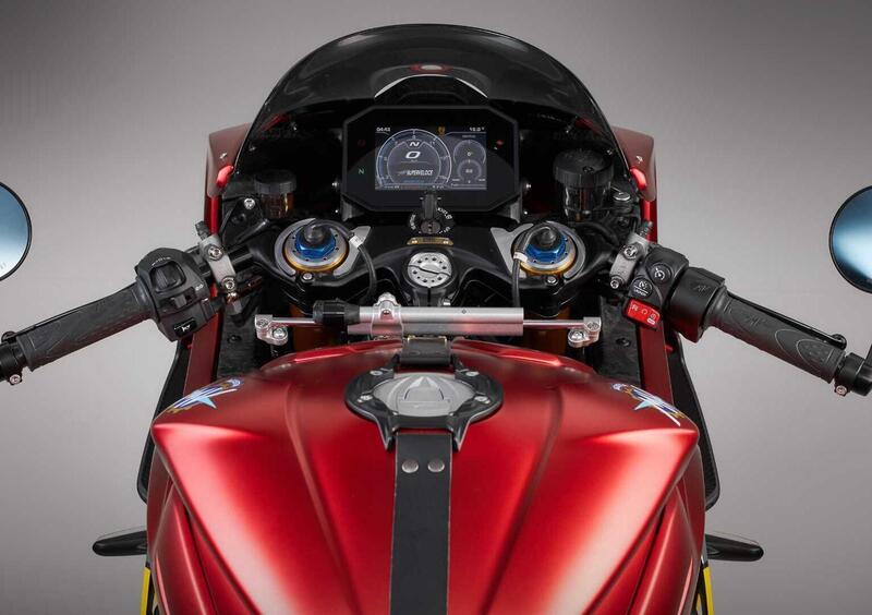 MV Agusta Superveloce 1000 Superveloce 1000 Ago (2025) (9)