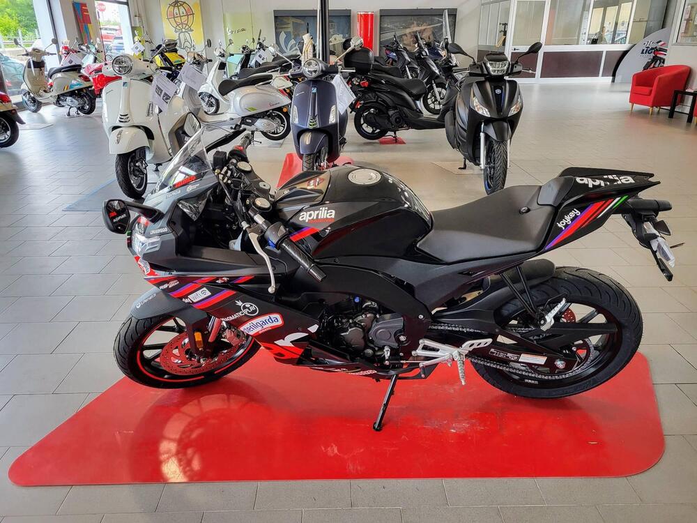 Aprilia RS 125 GP Replica (2025 - 26) (4)