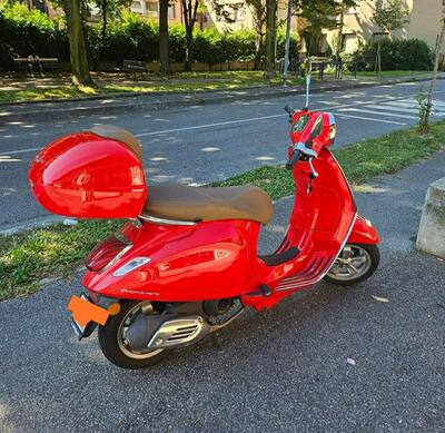 Vespa Primavera 50 4T (2014 - 17) usata