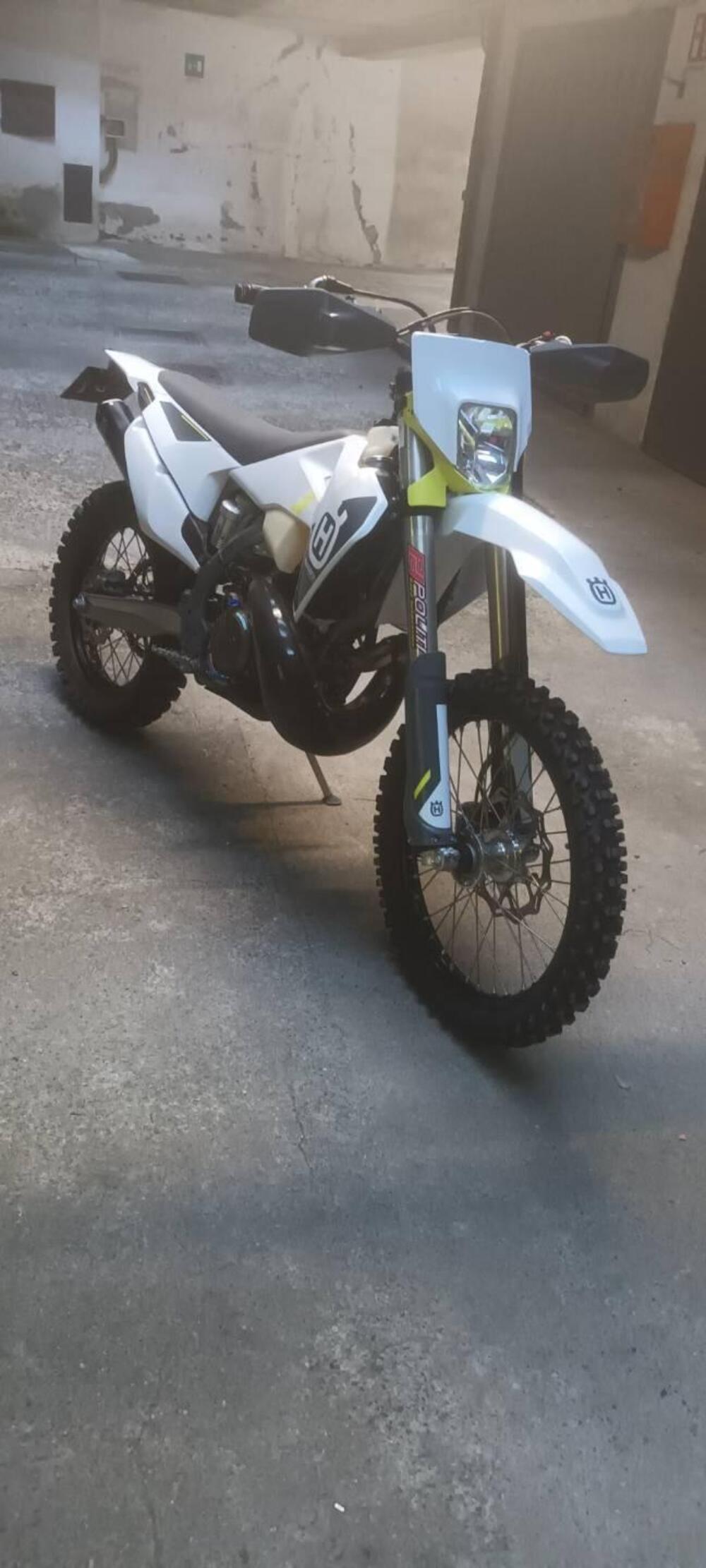 Husqvarna TE 250i (2022) (7)