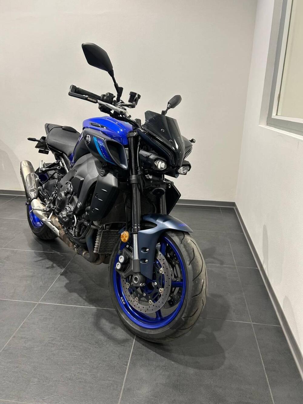 Yamaha MT-10 (2022 - 26) (3)