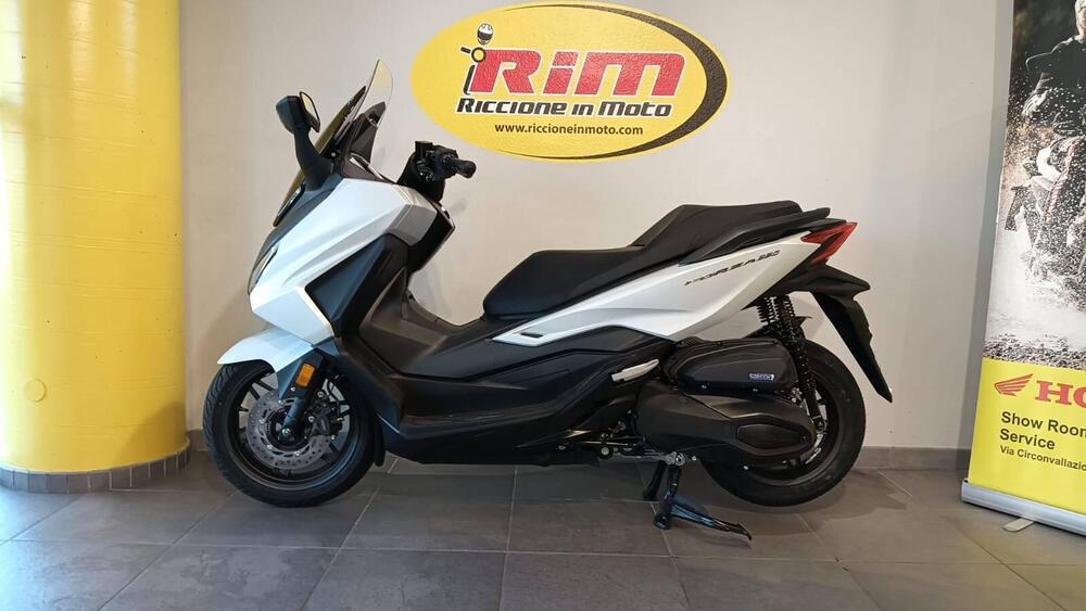 Honda Forza 350 (2025 - 26) (3)