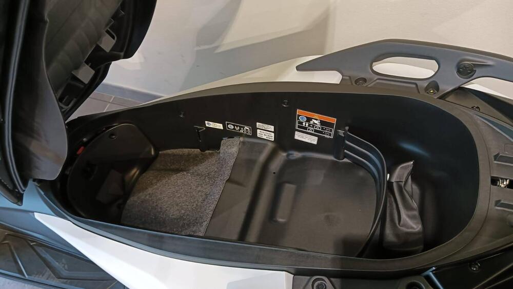 Honda Forza 350 (2025 - 26) (6)