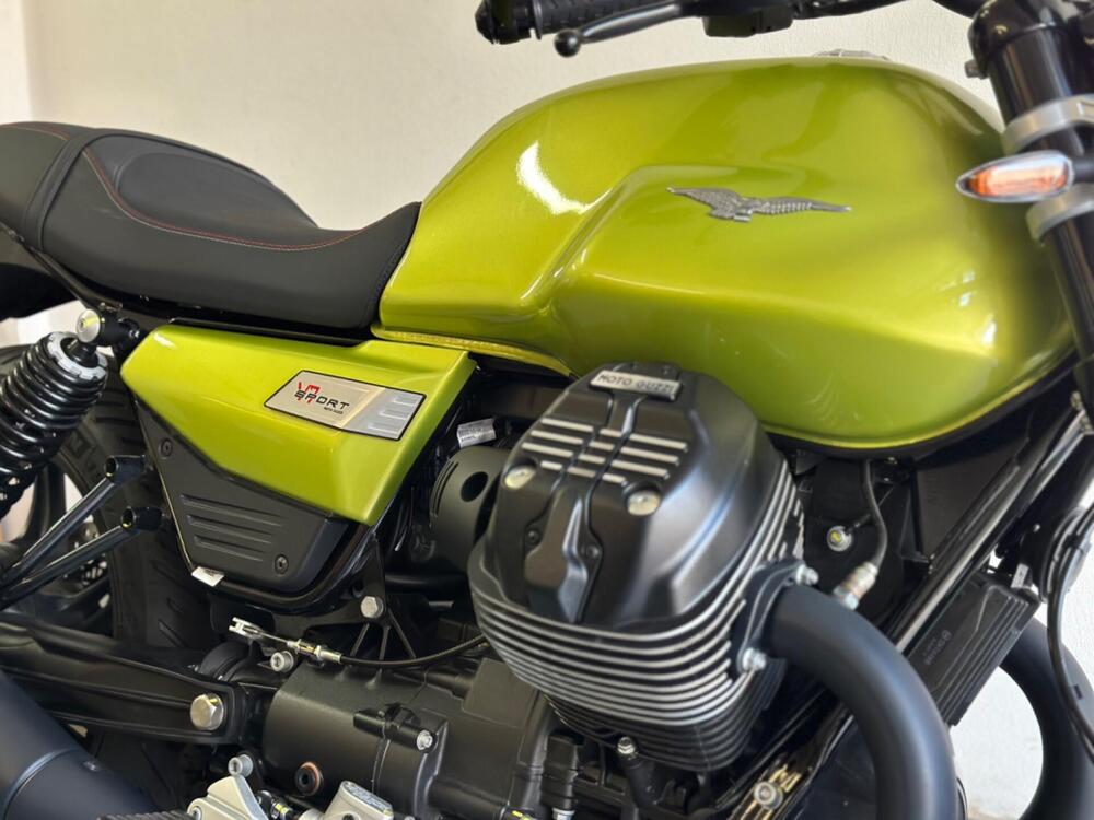 Moto Guzzi V7 Sport (2025) (7)