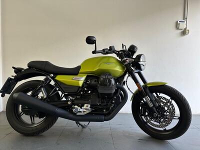 Moto Guzzi V7 Sport (2025 - 26) usata