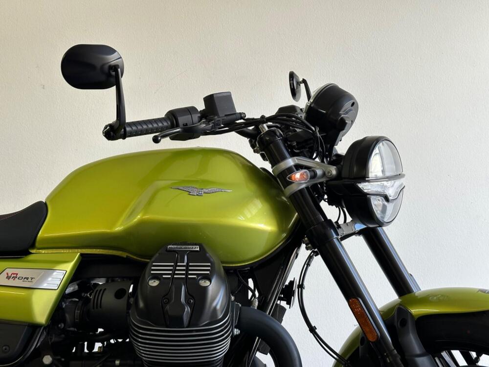 Moto Guzzi V7 Sport (2025) (13)