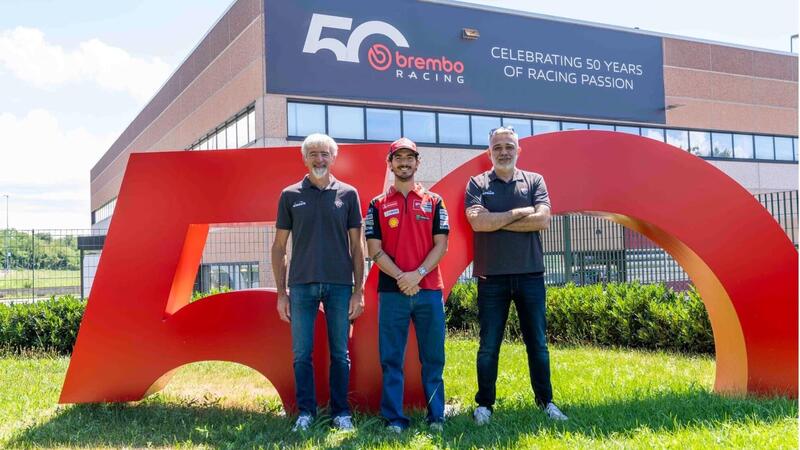 Pecco Bagnaia, Dall&rsquo;Igna e Mauro Grassilli in visita alla Brembo: un momento di confronto e passione [GALLERY]