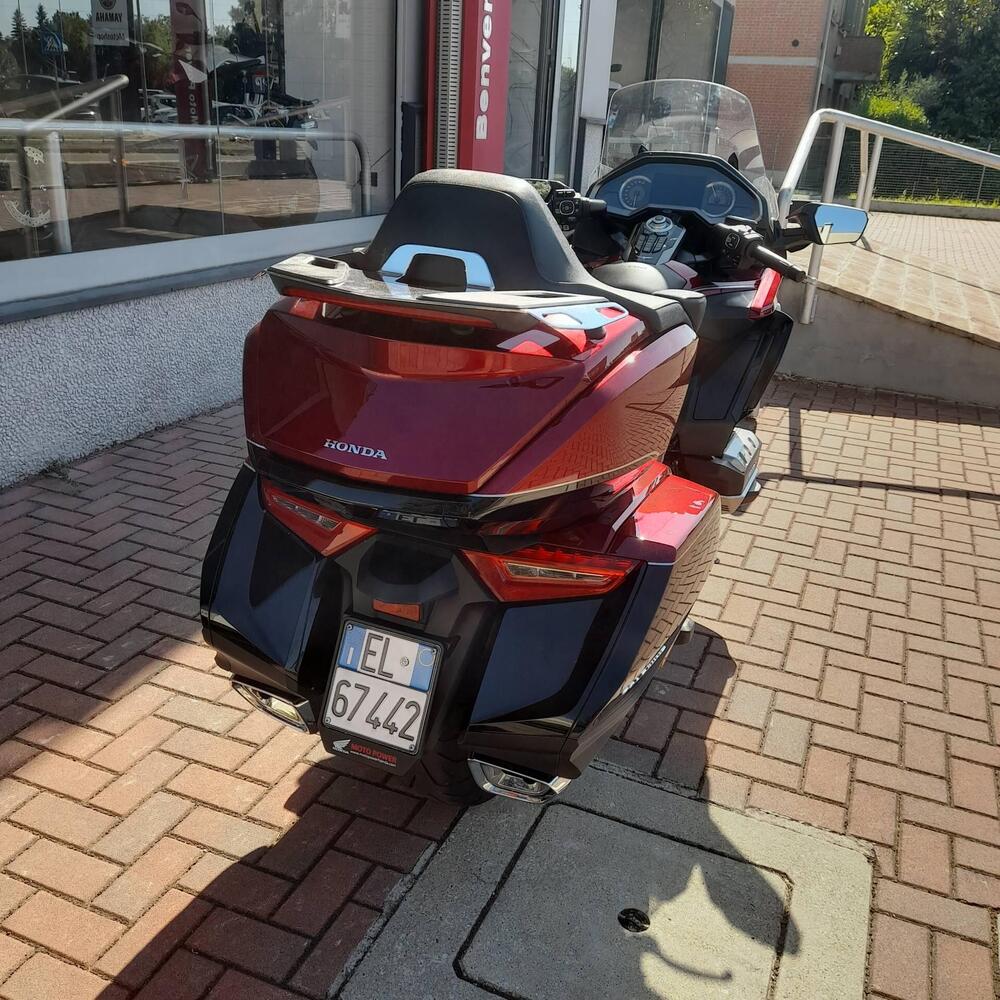 Honda GL 1800 Gold Wing Tour DTC (2018 - 20) (3)