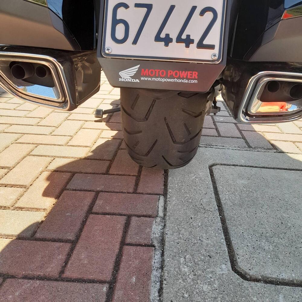 Honda GL 1800 Gold Wing Tour DTC (2018 - 20) (5)