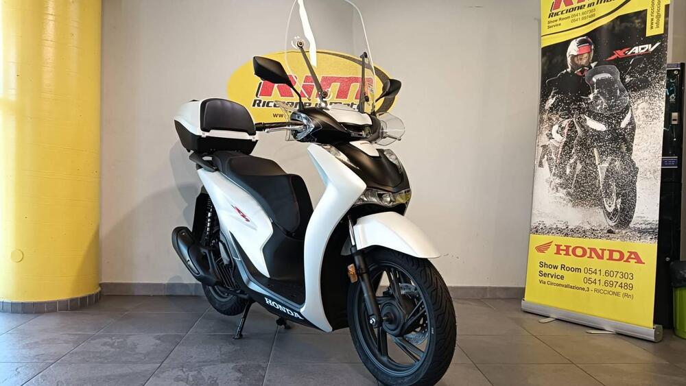 Honda SH 125i Sport (2024 - 25) (2)