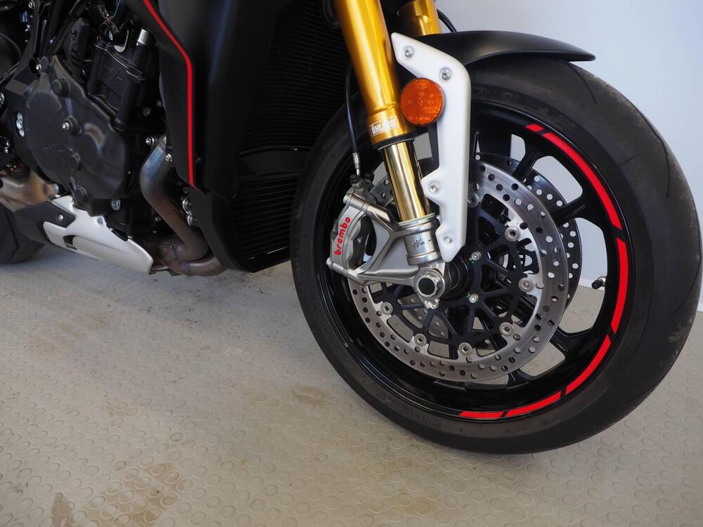 MV Agusta Brutale 1000 RR (2021 - 25) (7)