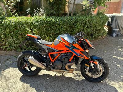 KTM 1290 Super Duke R (2021) usata