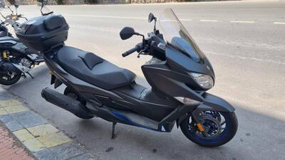 Suzuki Burgman 400 (2022 - 24) usata