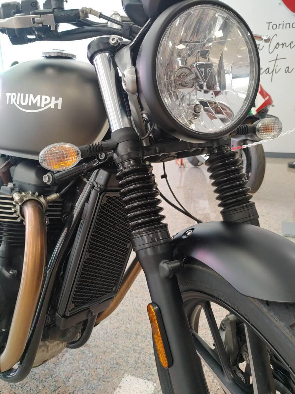Triumph Street Twin 900 (2019 - 20) (9)