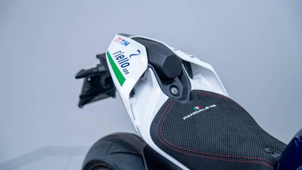 Ducati Panigale V4 Tricolore Italia (2025 - 26) (13)