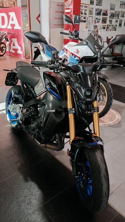 Yamaha MT-09 SP (2021 - 23) usata