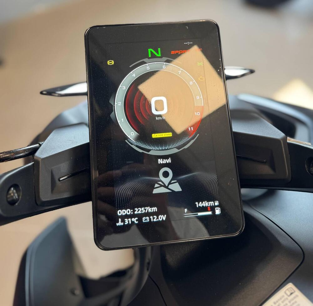 CFMOTO 800NK Advanced (2023 - 26) (3)