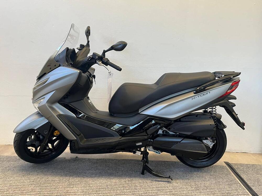 Kymco X-Town 300i (2025 - 26) (2)