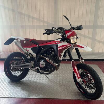 Fantic Motor XMF 125 Motard Performance 4T (2023 - 24) usata