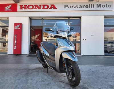 Kymco Agility 300i (2021 - 25) usata