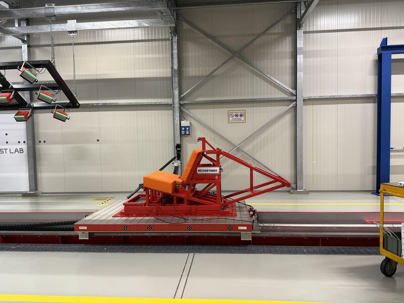 Slitta per i crash test