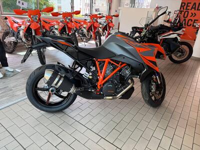 KTM 1290 Super Duke GT (2022 - 25) usata