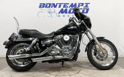 Harley-Davidson 1584 Super Glide Custom (2007) - FXDC usata
