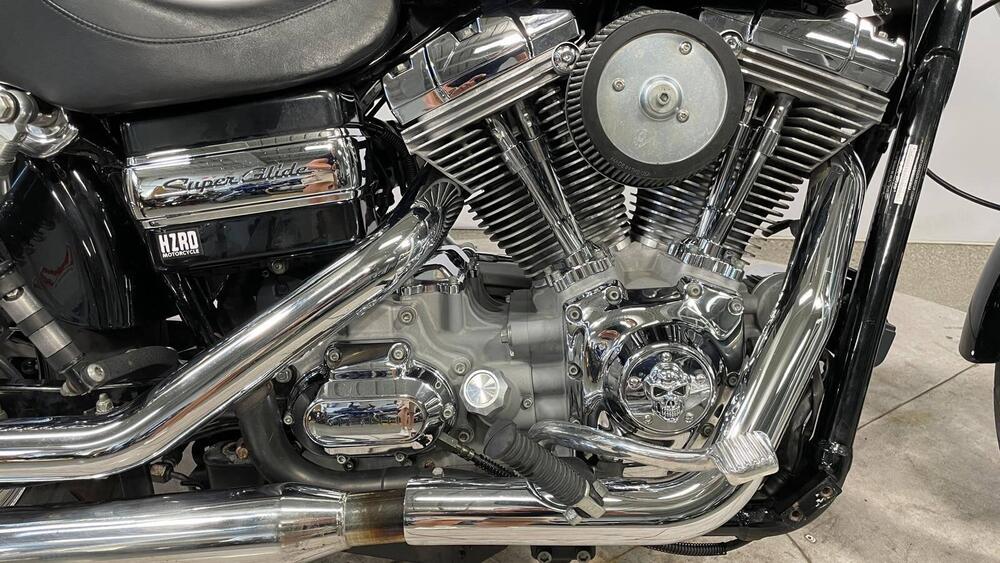 Harley-Davidson 1584 Super Glide Custom (2007) - FXDC (7)