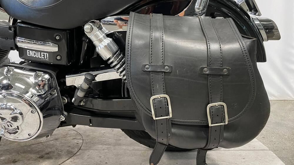 Harley-Davidson 1584 Super Glide Custom (2007) - FXDC (5)