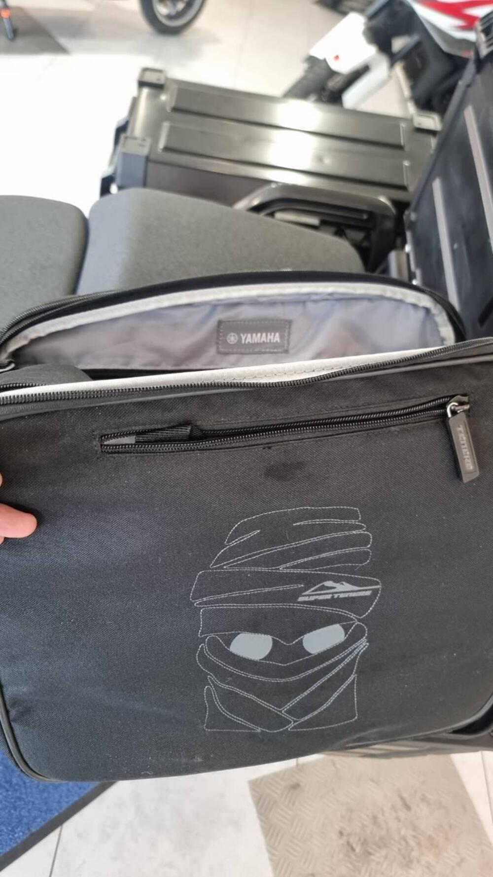 Yamaha XT1200ZE Super Ténéré (2017 - 20) (20)