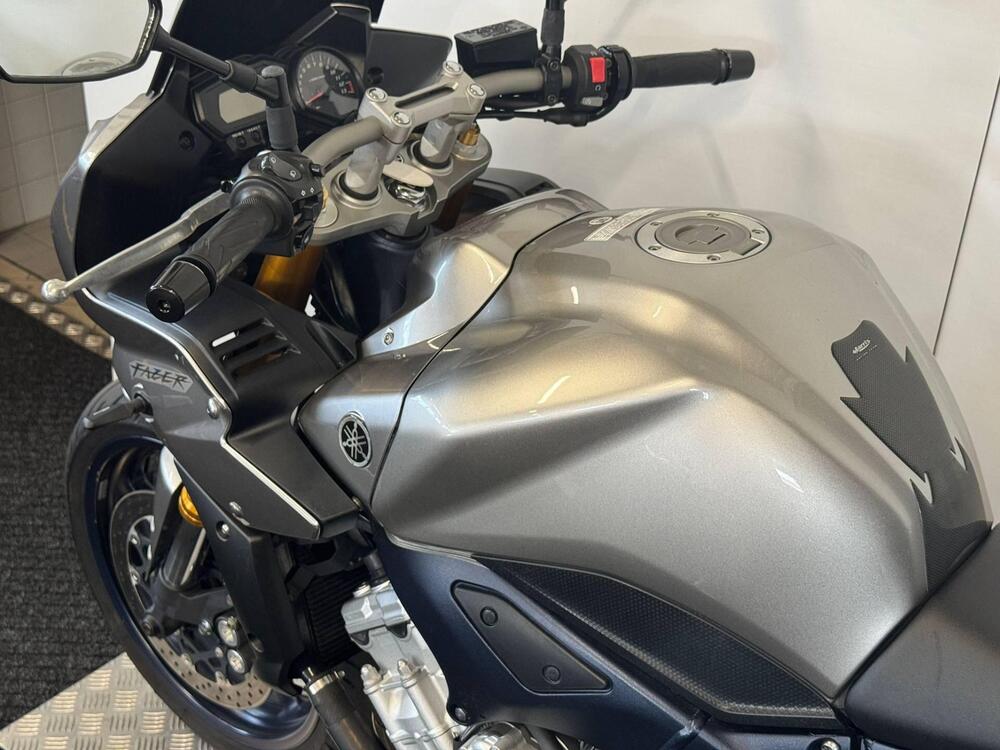 Yamaha FZ1 Fazer (2006 - 16) (16)