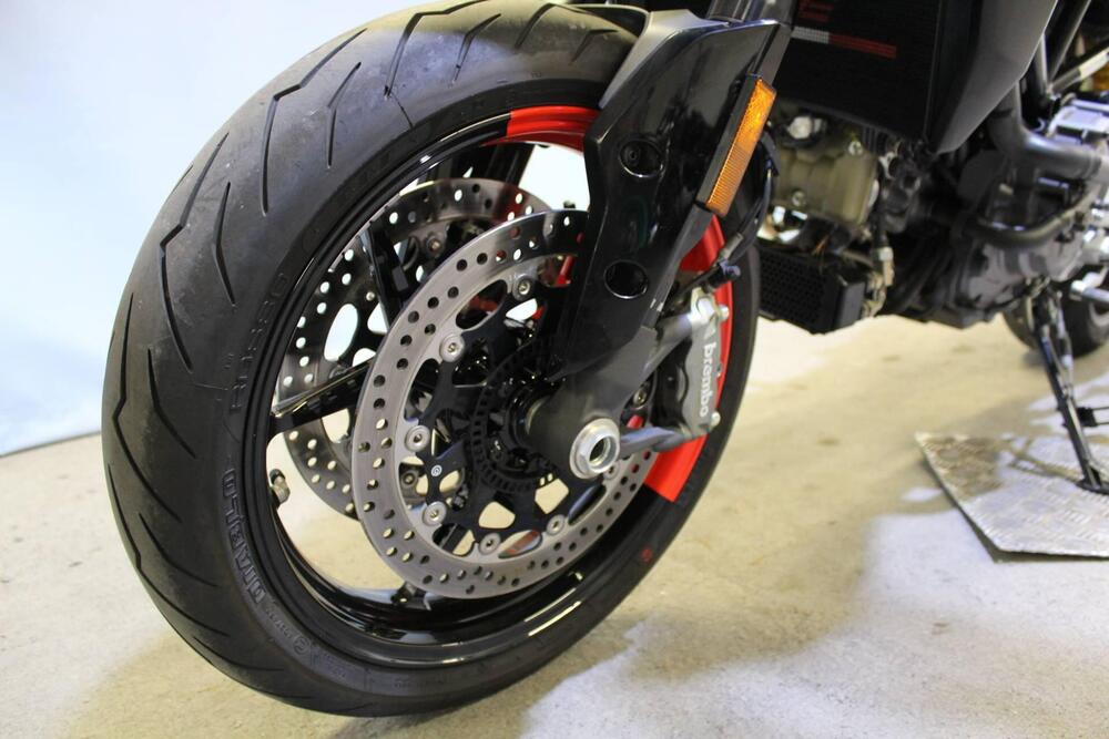 Ducati Hypermotard 950 RVE (2022 - 25) (14)