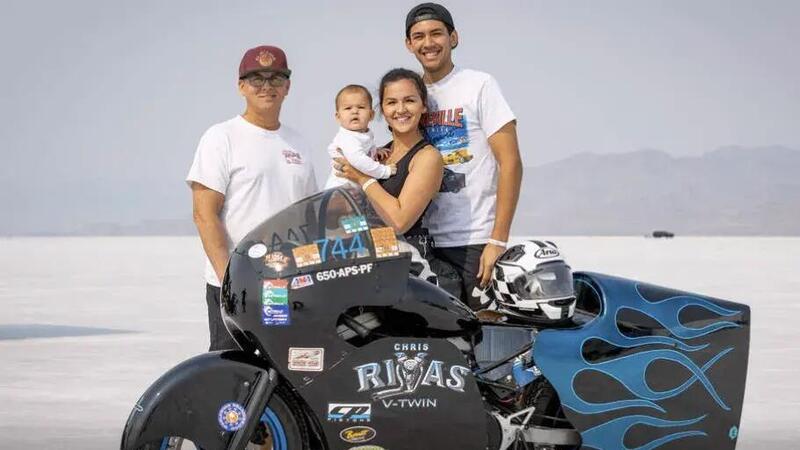 Bonneville 2025: Chris Rivas punta alle 400 miglia orarie (640 KM/H!) con un V4 turbo da 2997cc