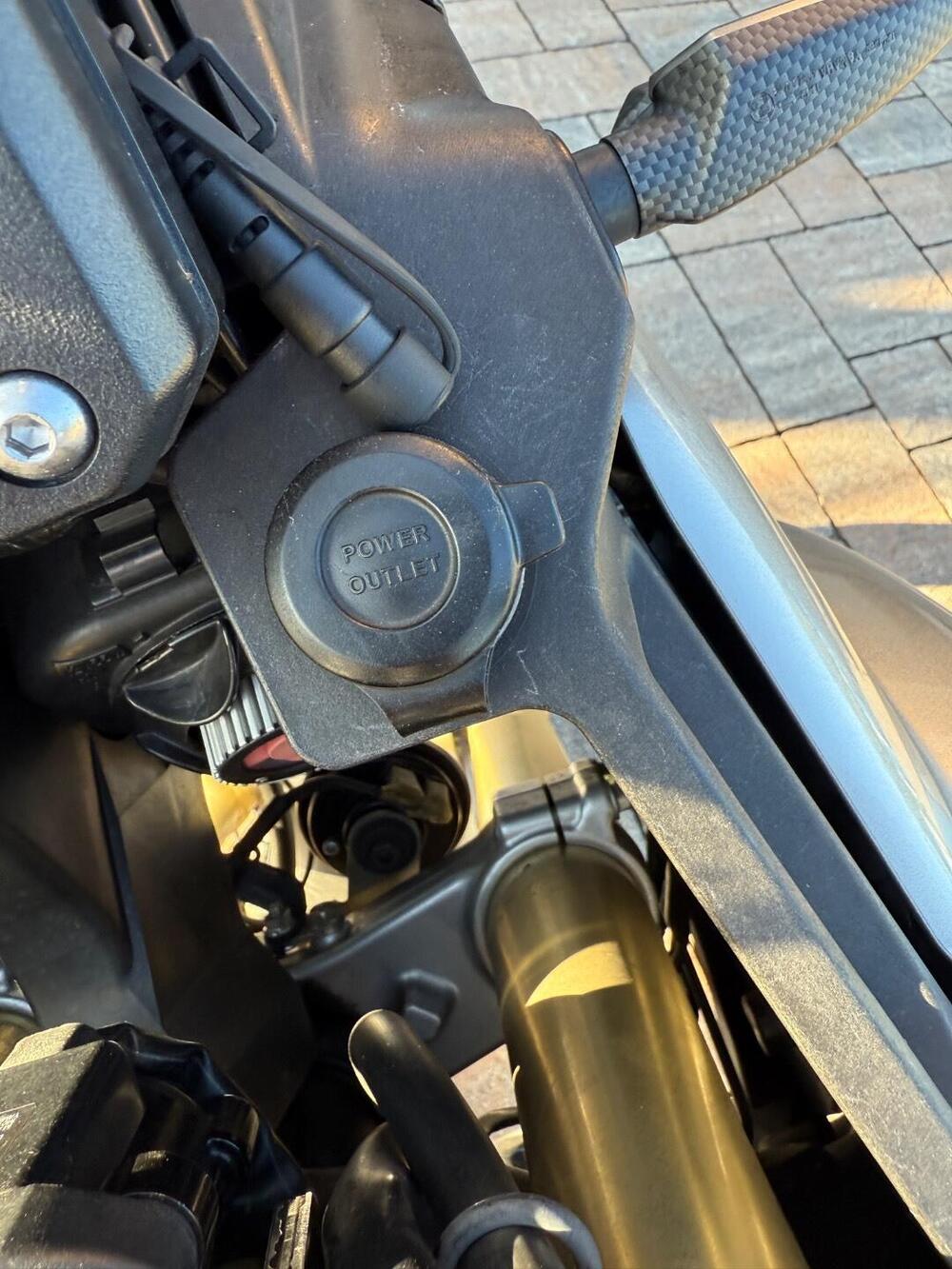 Yamaha XT1200Z Super Ténéré ABS (2010 - 15) (9)