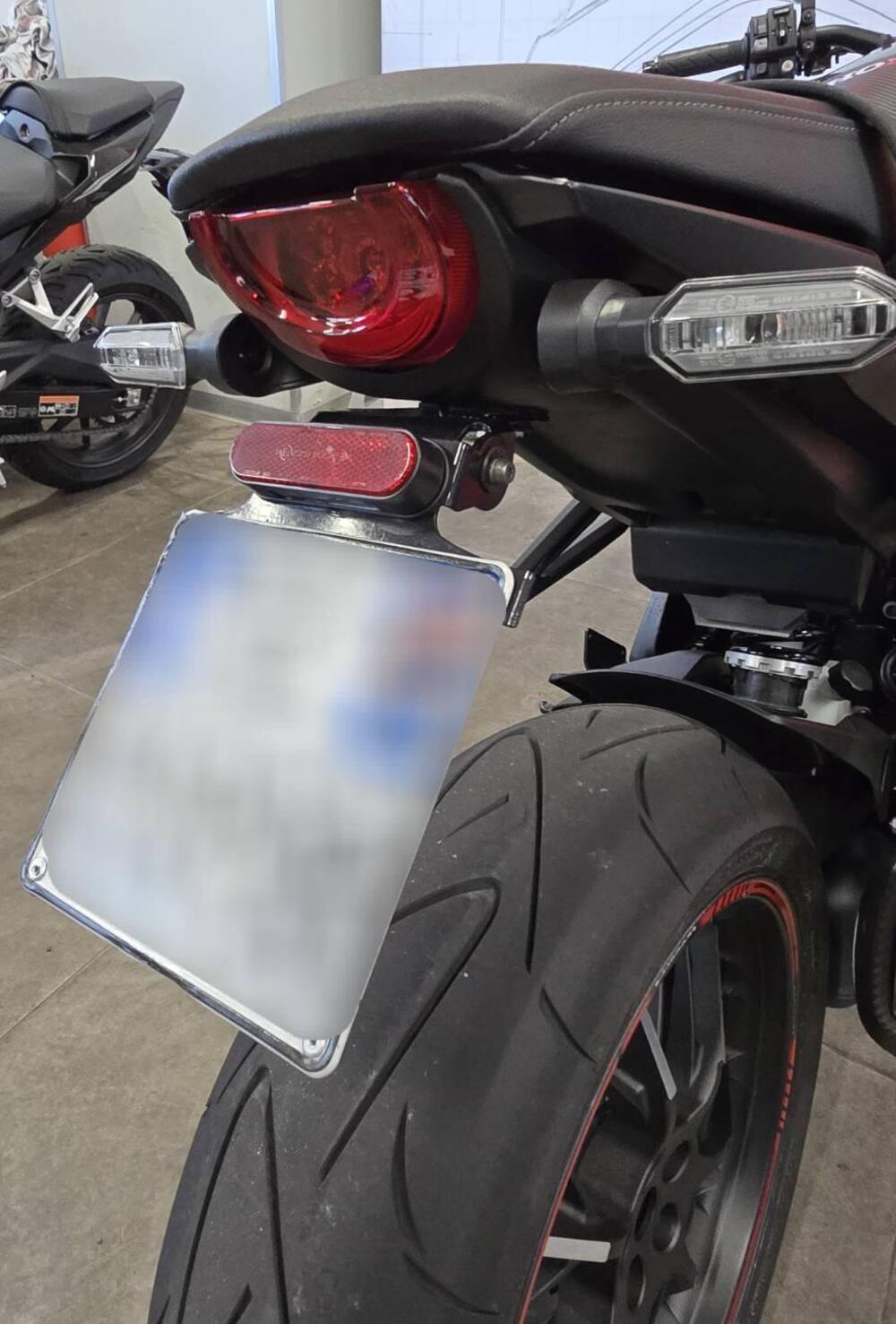 Honda CB 1000 R Black Edition (2021 - 25) (15)