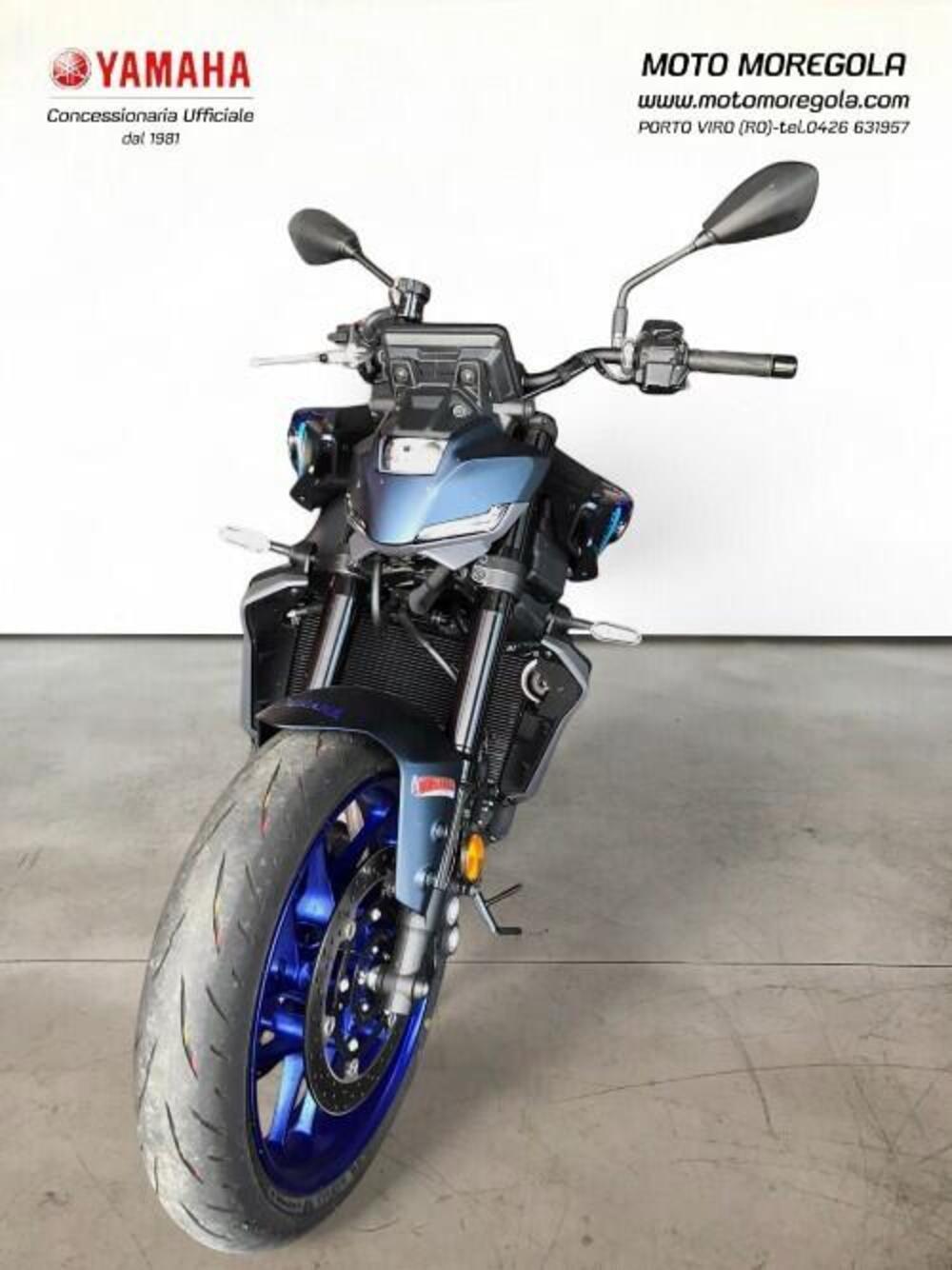 Yamaha MT-09 Y-AMT (2024 - 26) (2)