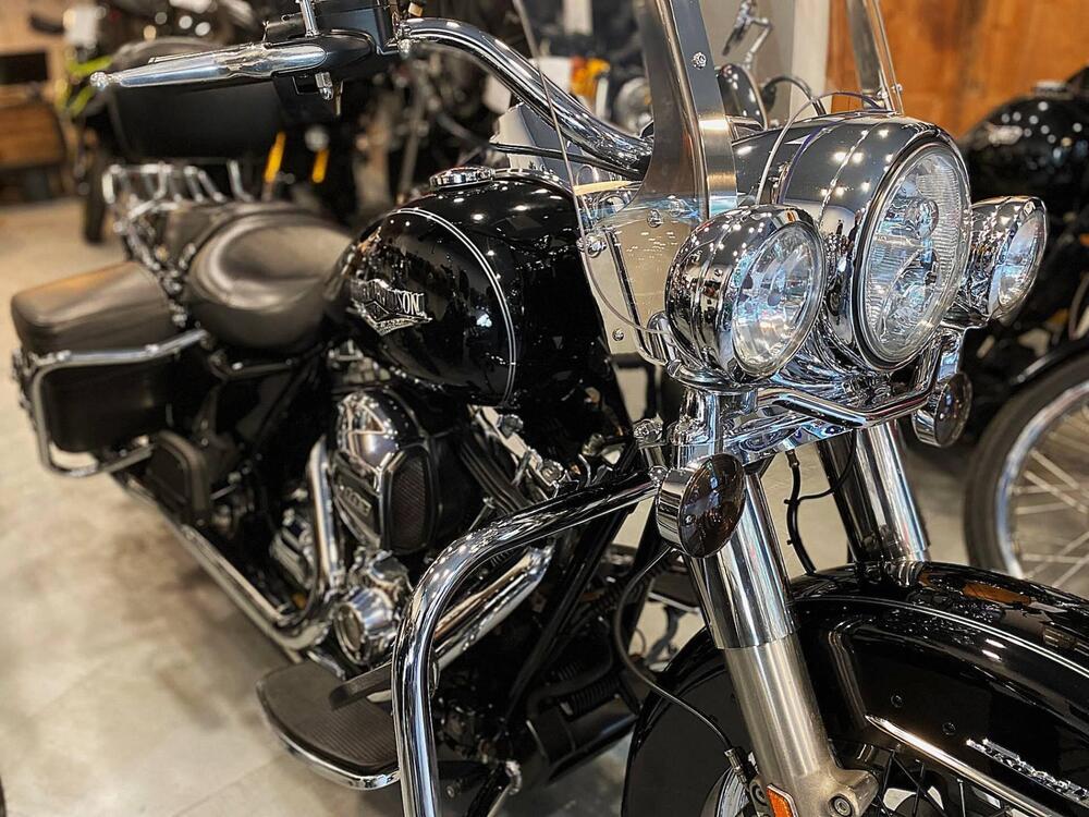 Harley-Davidson 103 Road King Classic (2014 - 16) - FLHRC (3)