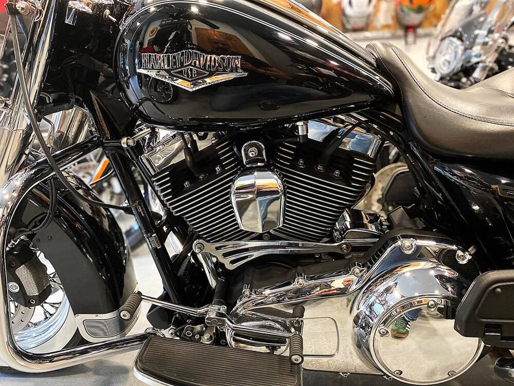 Harley-Davidson 103 Road King Classic (2014 - 16) - FLHRC (4)