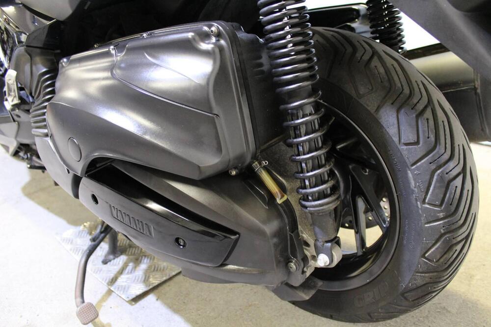 Yamaha X-Max 400 ABS (2013 - 16) (15)