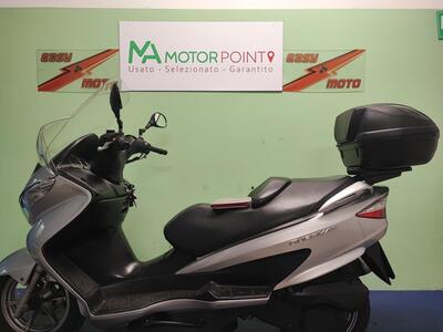 Suzuki Burgman UH 200 (2006 - 12) usata