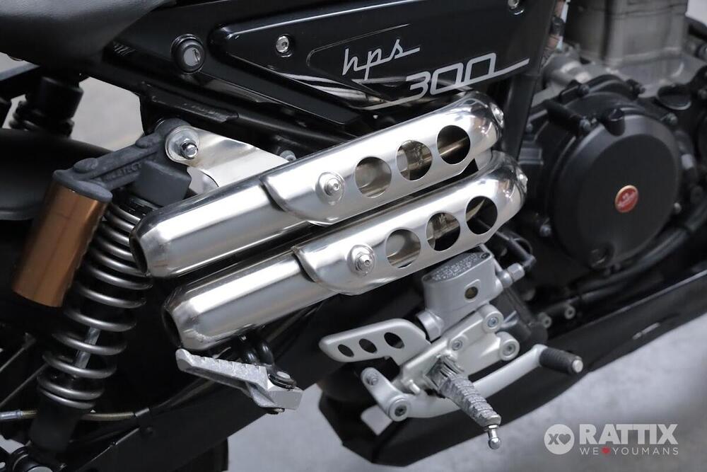 FB Mondial HPS 300 (2017 - 19) (7)