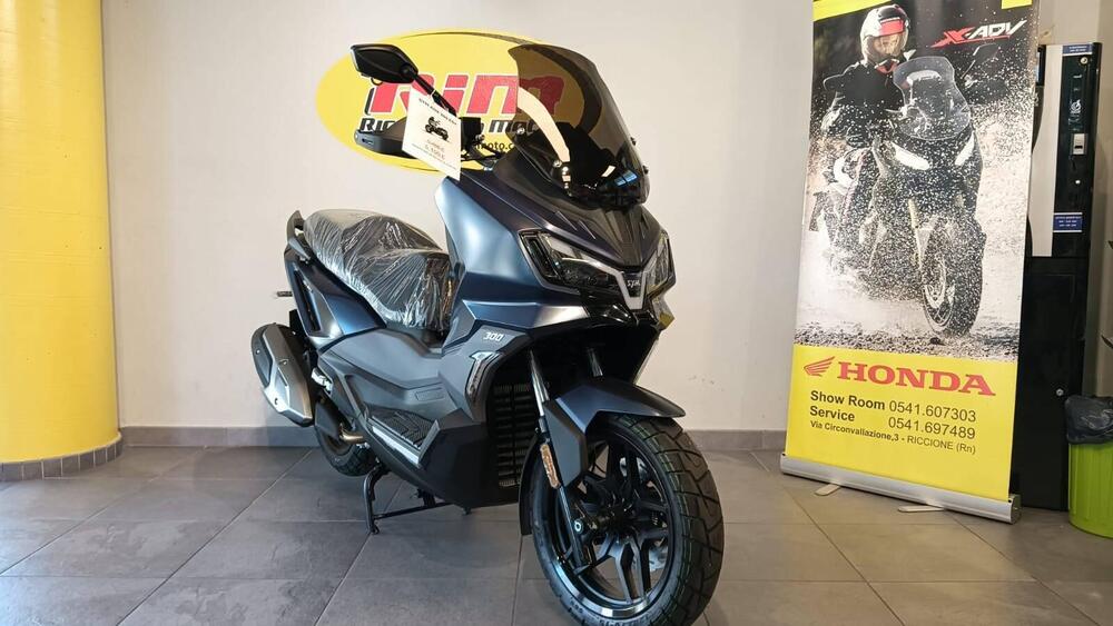 Sym ADX 300 (2024 - 25) (7)