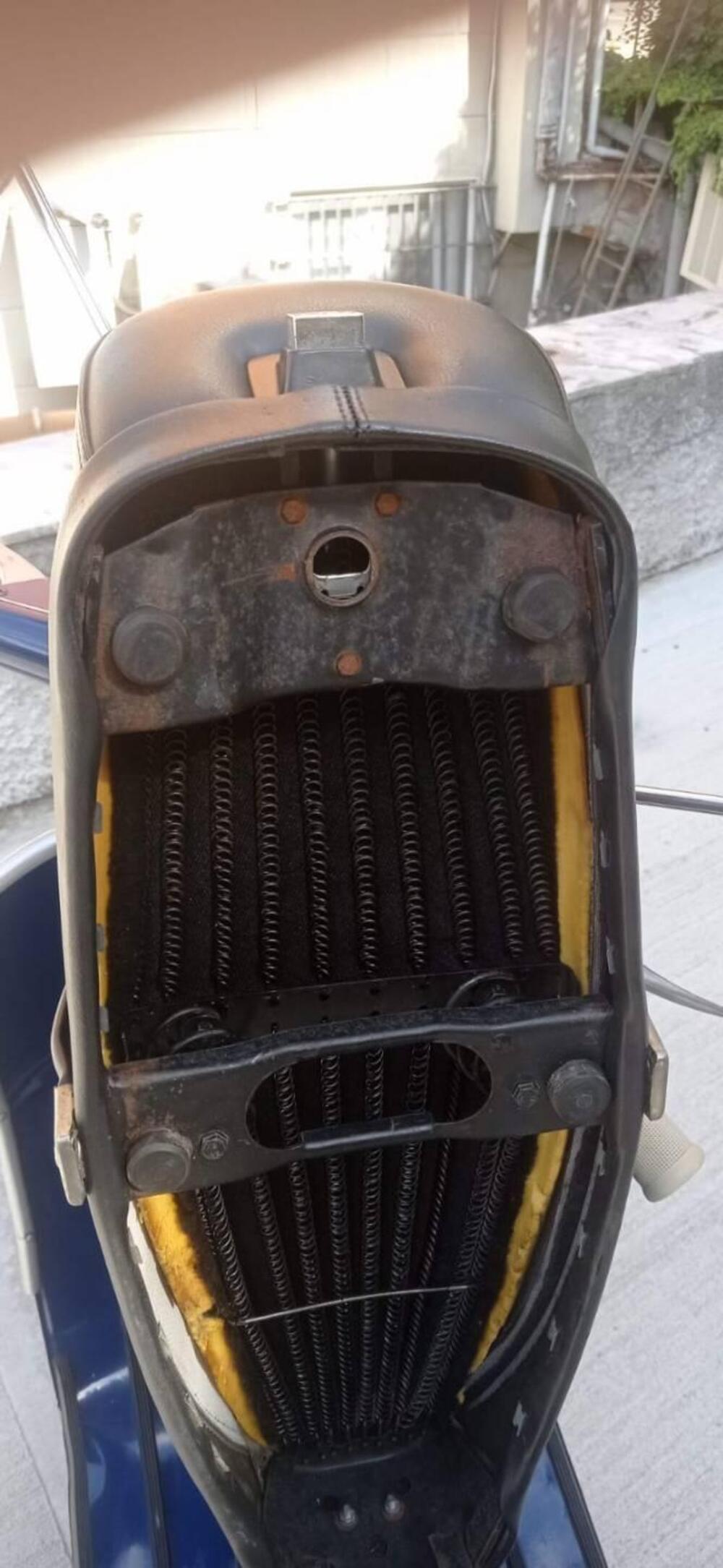 Piaggio vespa 50 N (6)