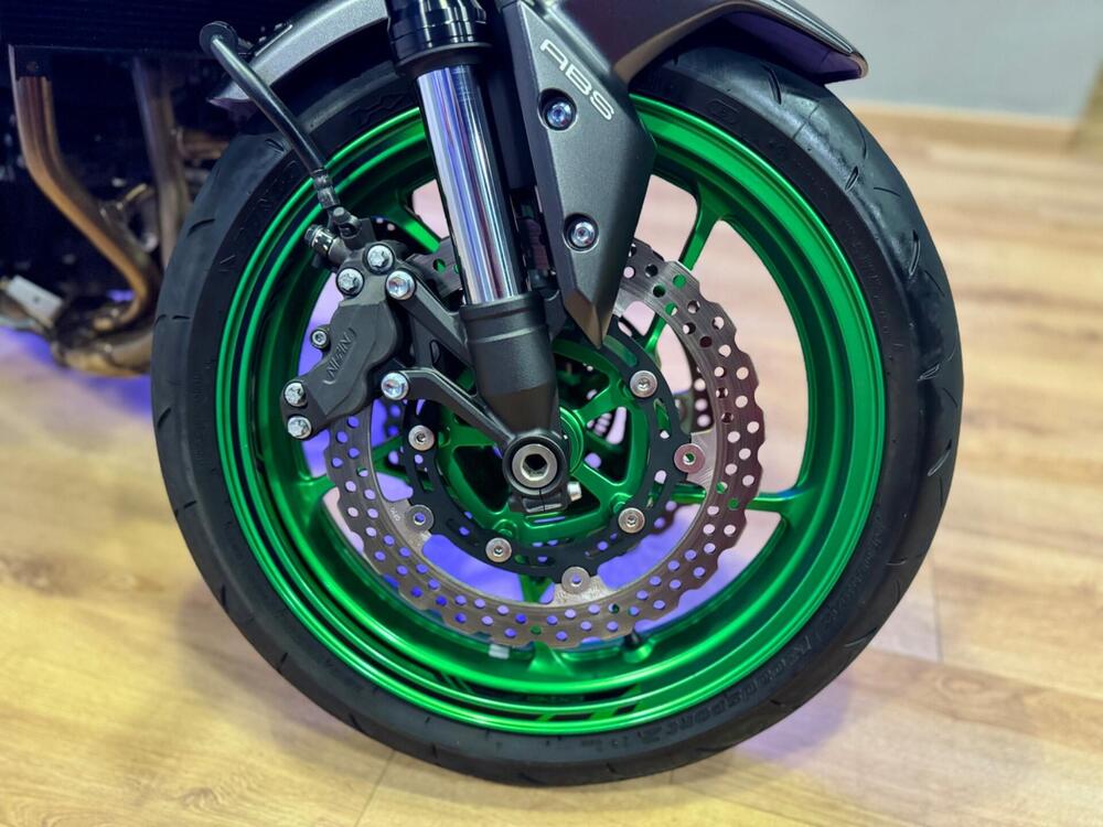 Kawasaki Z 900 (2021 - 24) (15)