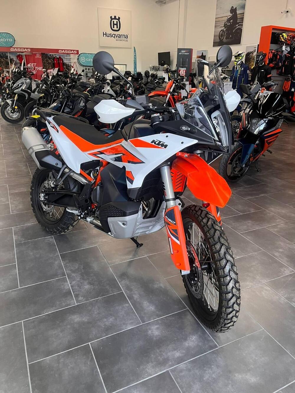 KTM 890 Adventure R (2023 - 24) (2)
