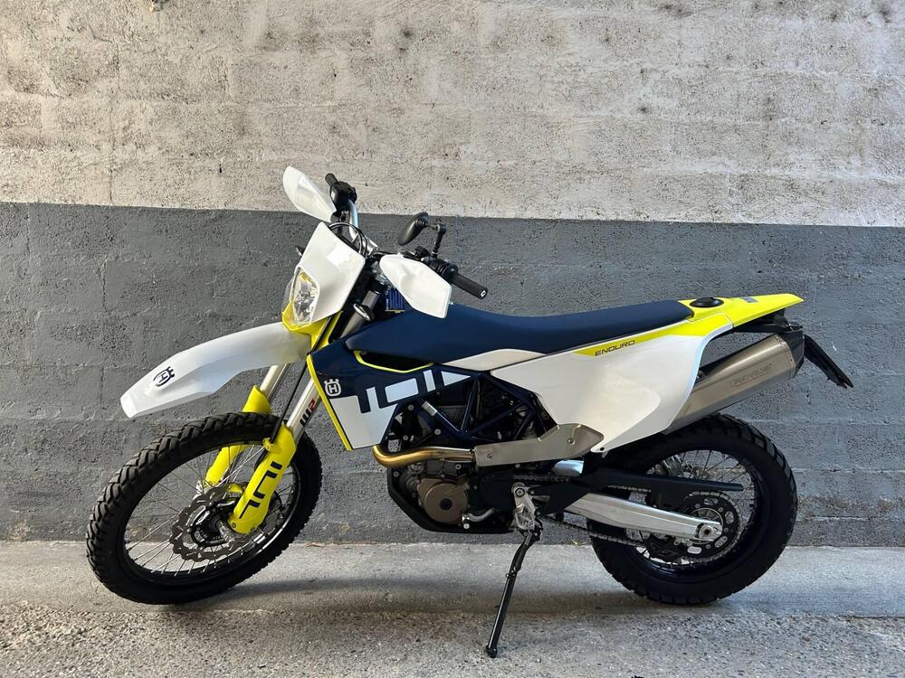 Husqvarna 701 Enduro (2023 - 25) (3)