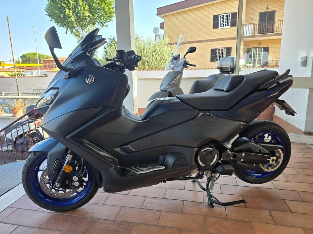 Yamaha T-Max 560 (2022 - 24) (7)